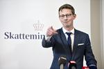 kursskifte. Skatteminister Karsten Lauritzen sagde sidste år, at det ikke kunne komme på tale at udskyde borgernes mulighed for at klage over deres ejendomsvurderinger. Det gør han nu. 