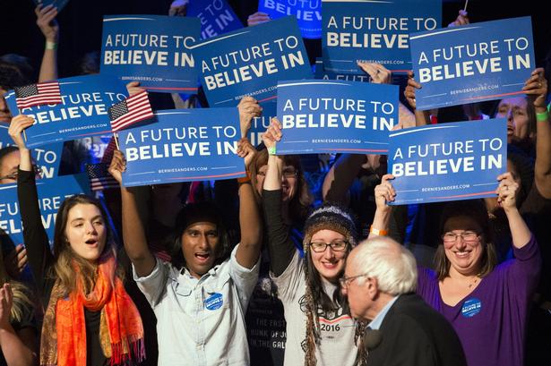 Bernie Sanders og tilhængere. 