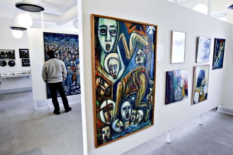 KUNST. Museum Ovartaci i Aarhus, der udstiller kunst skabt af psykisk syge, er endt i endt i blindgyde. Hverken stat, region eller kommune vil overtage driften af museet. 