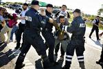 300 flygtninge vandrede på sønderjysk motorvej