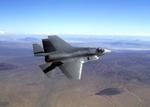 Jager. Konkurrencen mellem flyproducenterne skærpes i takt med at valget af jagerfly til forsvaret nærmer sig. 