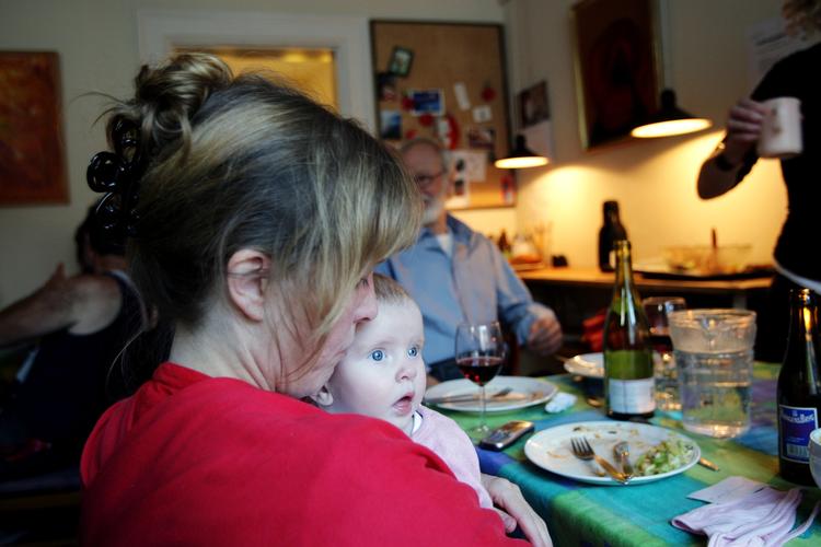 MODSTAND. »Det er rigtigt, at man kan møde en del modstand og tit må forklare eller forsvare sig, når man opdrager sine børn vegansk«, siger en mor. (Modelfoto) 