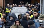 Danske muslimer tog afsked med gerningsmanden Omar Abdel Hamid el-Hussein ved en fredagsbøn. 