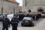 Mange var mødt op til  bisættelse af Finn Nørgaard fra Grundtvigs Kirke i København. 