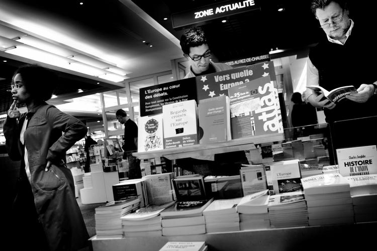 Bøger. Hvad flyver over disken i Frankrigs boghandlere for tiden? Arkivfoto: Thomas Borberg 