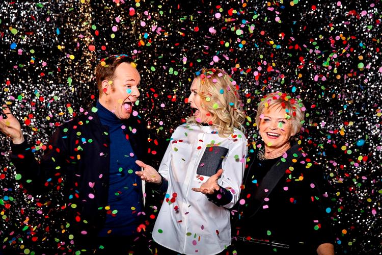 Powertrio Årets værter er 1/3 Riising og 2/3 Heick. 