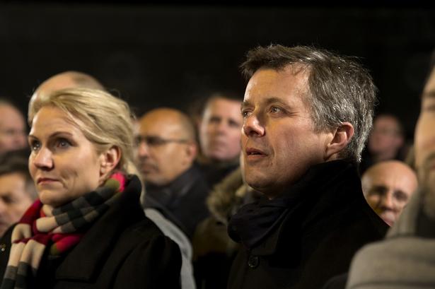 Statsminister Helle Thorning-Schmidt  og kronprins Frederik var med til mindehøjtideligheden. 