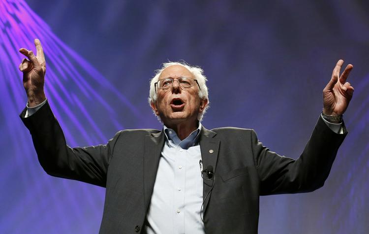 Sang. Præsident Barack Obama har ved flere lejligheder sunget offentligt. Bernie Sanders har nøjedes med at gøre det i et pladestudie. 