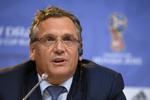 Karantæne. Jérôme Valcke må ikke beskæftige sig med fodbold de næste 12 år. 