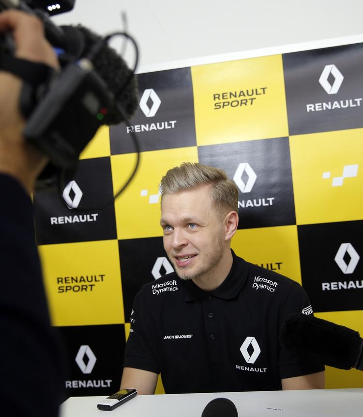 mentor. Kevin Magnussen har fået sig en dygtig, men også hård mentor i form af Renaults løbsdirektør, Frédéric Vasseur. 