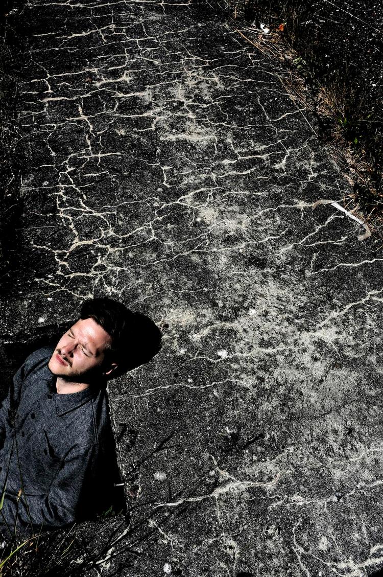 forvandling. På sit nye udspil slører August Rosenbaum og hans musikere grænsen mellem det akustiske og elektroniske, mellem natur og kultur, mellem menneske og maskine. Arkivfoto: Martin Lehmann 