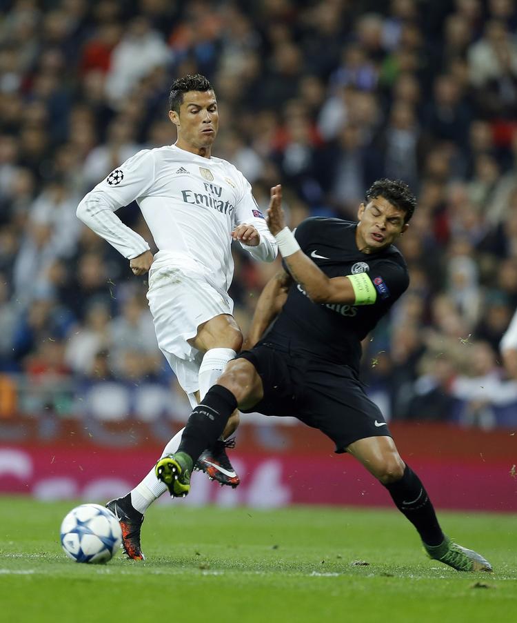 Forskel. Ifølge statistikken er Real Madrid klare favoritter til at gå videre mod Roma. Sværere ser det ifølge tallene ud for Thiago Silva (th) og PSG, der i aften møder Chelsea. 
