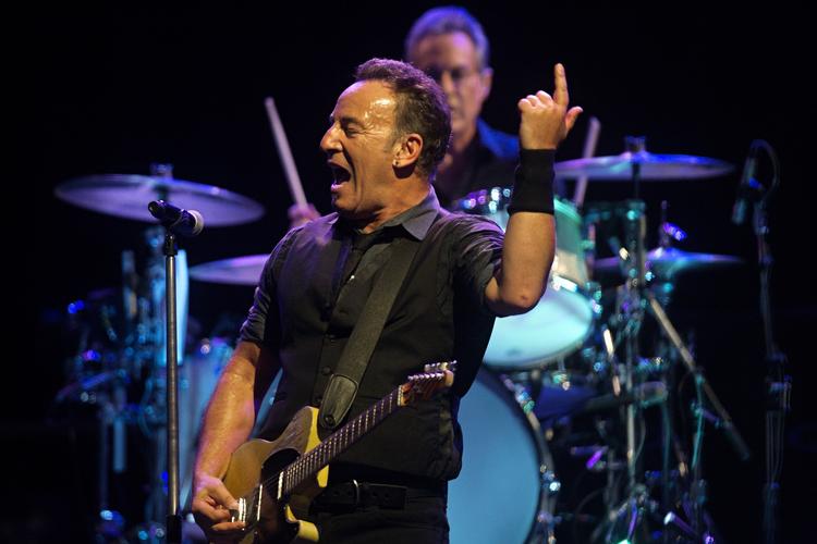 Bossen. Bruce Springsteen gæstede Danmark sidste gang i 2013, da han gav to koncerter - her er det den ene i Parken. 