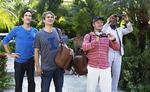 gensyn. Skuespillerne (fra venstre) Ben Chaplin, Michael Imperioli, Steve Zahn og Romany Malco spiller gamle venner på besøg hos deres femte ven i Belize. 
