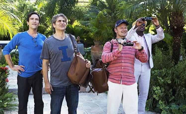 gensyn. Skuespillerne (fra venstre) Ben Chaplin, Michael Imperioli, Steve Zahn og Romany Malco spiller gamle venner på besøg hos deres femte ven i Belize. 