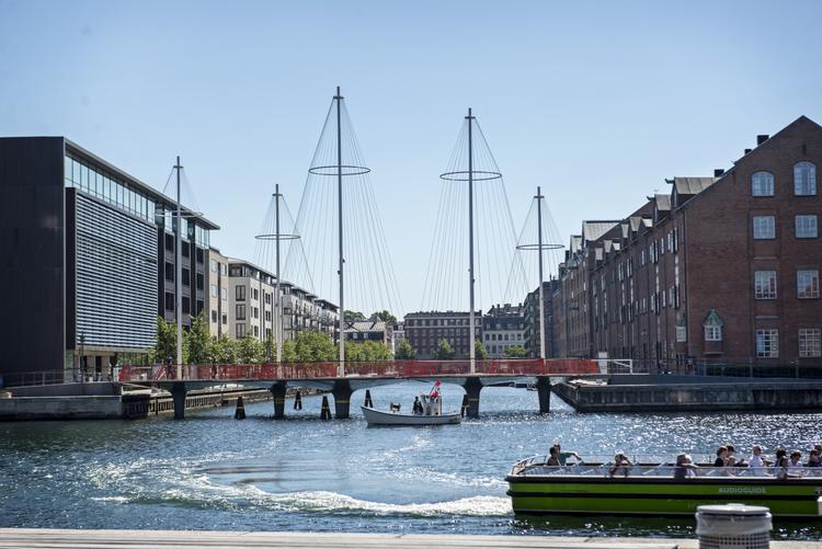Arkitektur. Mon ikke turen går forbi Olafur Eliassons Cirkelbro på en af festivalens mange byvandringer? 