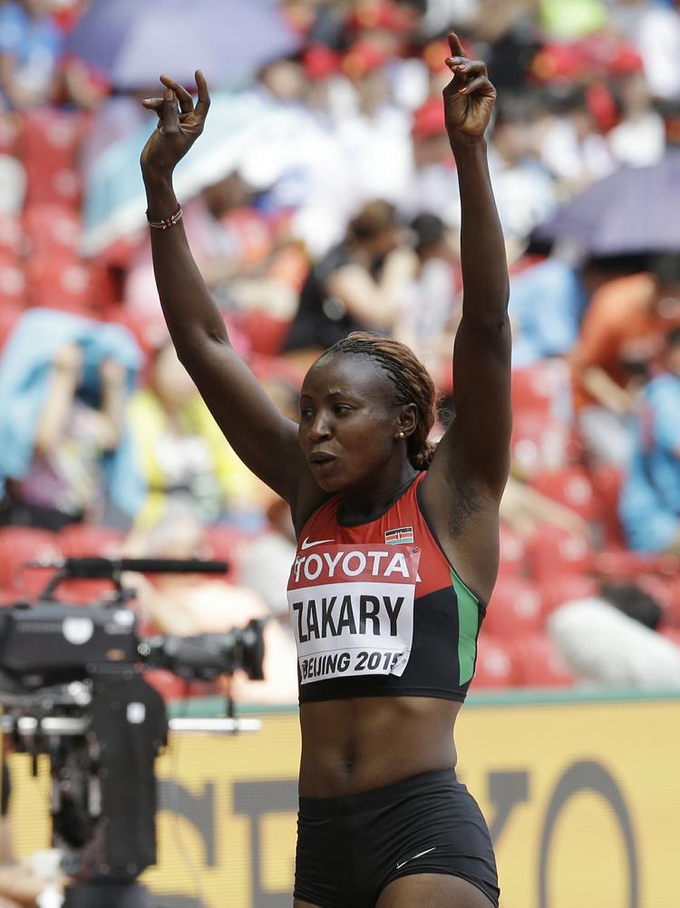 Doping. Kenyas Joyce Zakary, der her ses fejre en sejr, er blandt de 40 kenyanske atleter, som er gået i dopingfælden. 