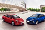 SLÆGT. Toyota Prius (den røde) deler en del af designet med Toyotas nye brintbil, Mirai. 