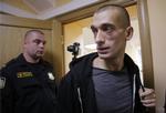 Provo. Performancekunstneren Piotr Pavlensky provokerer den russiske stat med sin kunst. 