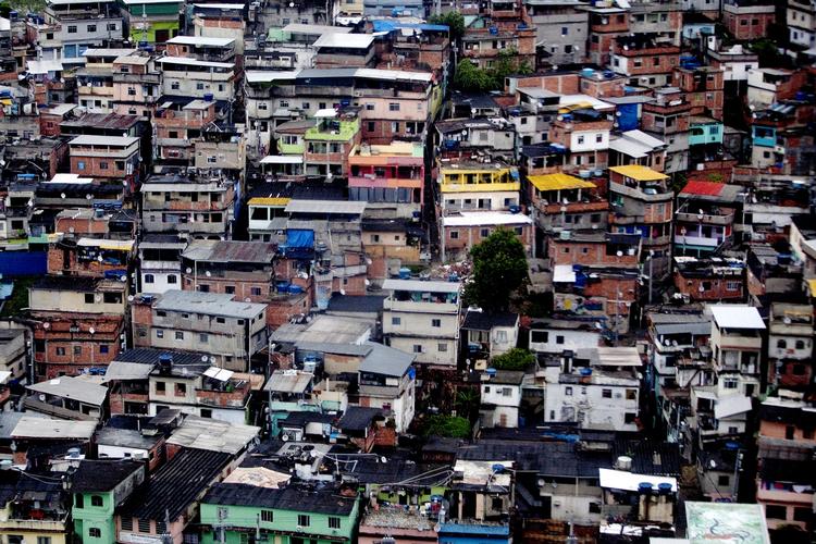 Slumkvarteret Alemao Favela i Rio de Janeiro, Brasilien. 