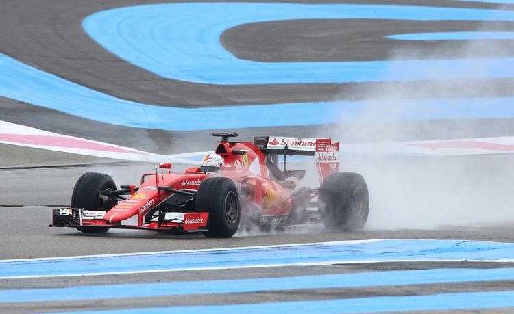 Vettel. Tyskeren vandt fire VM-titler med Red Bull. Nu vil have have den femte med Ferrari. 