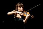 Intensitet. 28-årige Nicola Benedetti er et verdensnavn fra Scotland- med italiensk blod i årerne. Der blev skabt varme, men også intimitet, da hun spillede kammermusik i Koncerthuset i København. 