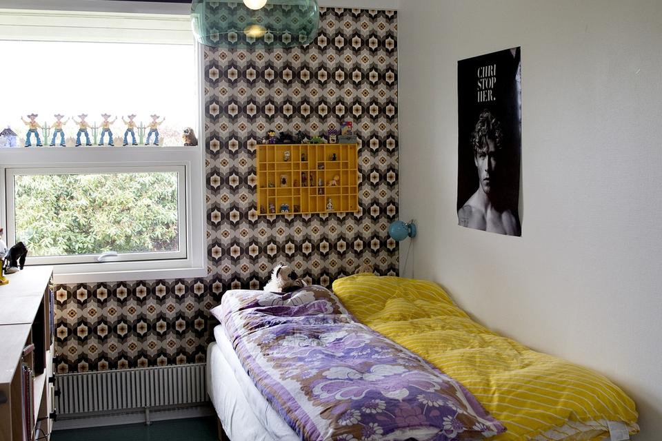 Case bor med retro / Designtillæg