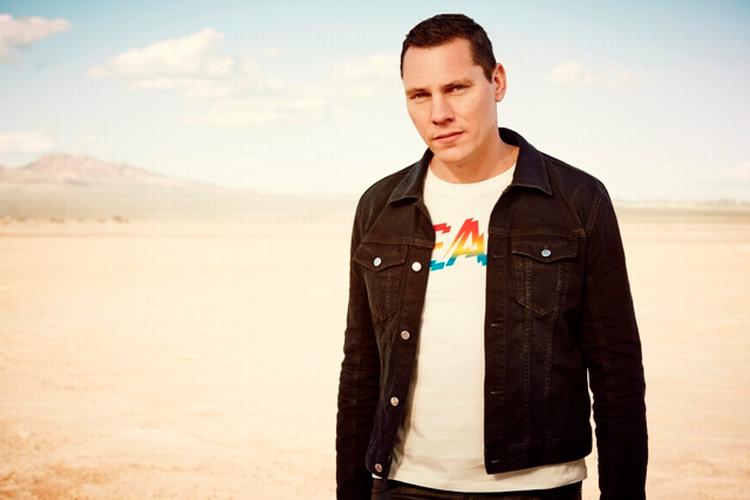 Fredagsrock. Den hollandske dj Tiësto skal spille i Tivoli. 