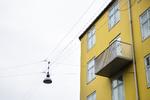 Altanproblemer. Hidtil har det været svært at gennemskue, hvad det præcist var, der afgjorde, om københavnere fik tilladelse til at opføre en altan eller ej. Det er der nu blevet lavet om på, mener politikerne på rådhuset. 