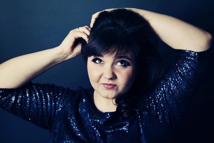 Comedienne. Sofie Hagen har taget sit engelsksprogede show' Bubblewrap' med til det danske publikum. I showet har hun en stærk feministisk agenda, uden at være kønsspecifik. 