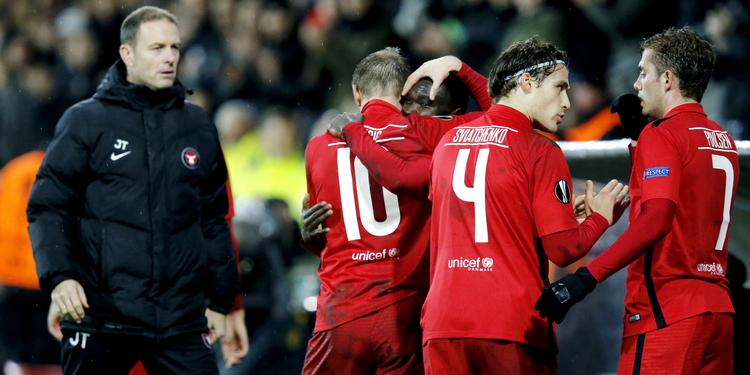 Drøm. For både Jess Thorup og FCM-spillerne er det en drøm, der går i opfyldelse, når de danske mestre i aften spiller på Old Trafford i Manchester - også kendt som 'drømmenes teater'. 