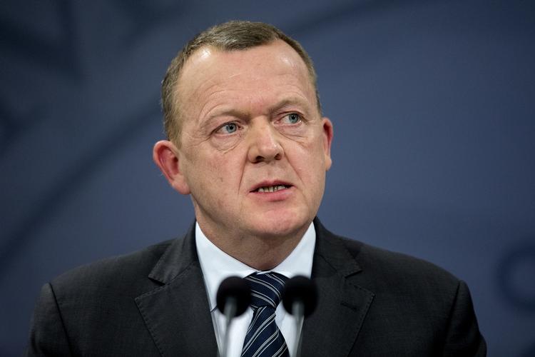 Bluff. Statsministeren på det pressemøde, hvor han afviste at fyre miljøminister Eva Kjer Hansen. 