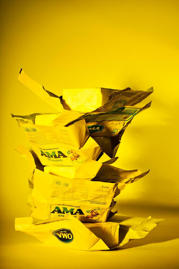 Smurt. Danmark har produceret margarine siden 1880'erne, og det var i mange år det mest brugte fedtstof. I dag oplever de smørbare margariner et markant fald, mens salget af stegemargarine er mere stabilt, oplyser Coop, som står bag 40 procent af den danske dagligvarehandel. 