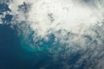 »Endelig fangede jeg dig«, skriver Scott Kelly om det foto af Bermuda, han fik held til at tage under en overflyvning. Normalt er øen dækket af et skydække. 