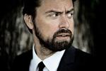 Konservative.Partiet forekommer i stigende grad at opføre House of Cards i en musicalversion, skriver Mads Holger. 
