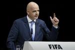 Vinder. Trods en sen start og en rangering som nummer to på bookmakeres lister er det lykkes Gianni Infantino at vinde præsidentvalget i Fifa. 