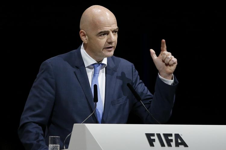 Vinder. Trods en sen start og en rangering som nummer to på bookmakeres lister er det lykkes Gianni Infantino at vinde præsidentvalget i Fifa. 