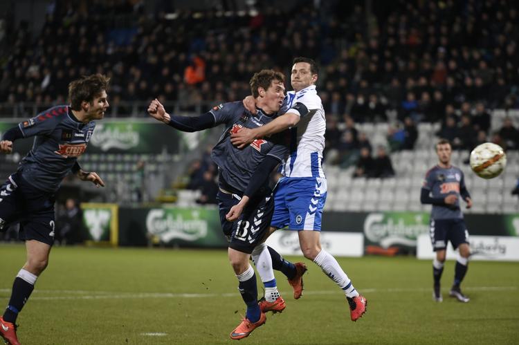 Comeback. Morten 'Duncan' Rasmussen (i midten) var tilbage i AGF-trøjen. Han kom til afslutninger, men fik ikke scoret. 