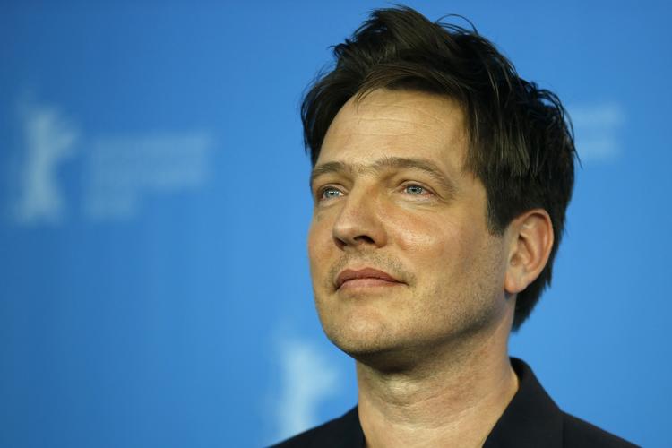 Skam. Filminstruktøren Thomas Vinterberg udtalte på dette års Berlinalen, at han skammer sig over at være dansker. 