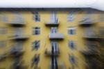 dyrere. Nykredit og Totalkredit hæver kursfradraget fra 0,1 point til 0,2 point. Det lyder tilforladeligt, men når man ganger med milliarder, bliver det til en stor indtægt for koncernen, lyder kritikken fra Forbrugerrådet Tænk. 