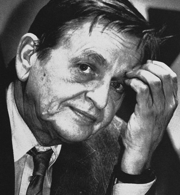 Teorier. Sveriges to frokostaviser, Expressen og Aftonbladet, har begge i sidste uge fremlagt hver sin teori om mordet på tidligere statsminister Olof Palme. Arkivfoto: Eric Roxfelt/AP 
