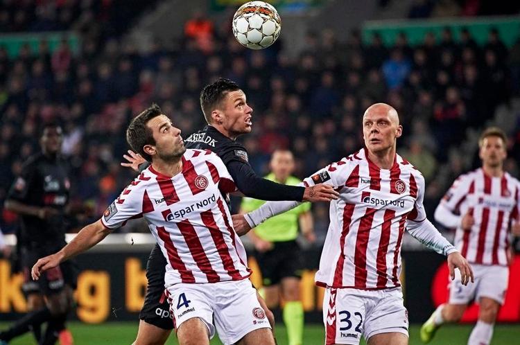 topkamp. FC Midtjylland og AaB gav hinanden en rigtig god kamp i underholdende topopgør. 