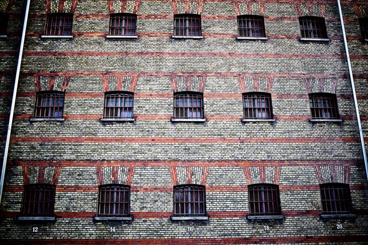 Navneforandring. Danmarks fængsler og arresthuse bliver lagt ind under i alt 24 institutioner, som Kriminalforsorgen har fundet på nye navne til. 