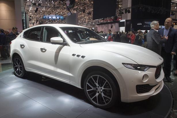 HØJBENET. Intet luksusmærke kan tilsyneladende klare sig uden en slags offroader. Derfor er Maserati klar med Levante. Hidtil har Maserati markeret sig med sportsvogne og luksuriøse limousiner. 
