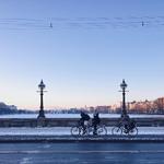 AFSTED. Ibyen har udvalgt fem Instagrammere, der er særligt gode til at vise Københavns liv via deres iPhone. For eksempel cyklisternes favorit, Dronning Louises Bro, fanget en frostklar morgen i februar. 