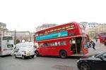 sneglefart. Londons busser kører under 10 km/t. i myldretiden. Værst på linje 15, som stadig benytter nogle af de gamle Routemaster-busser. 