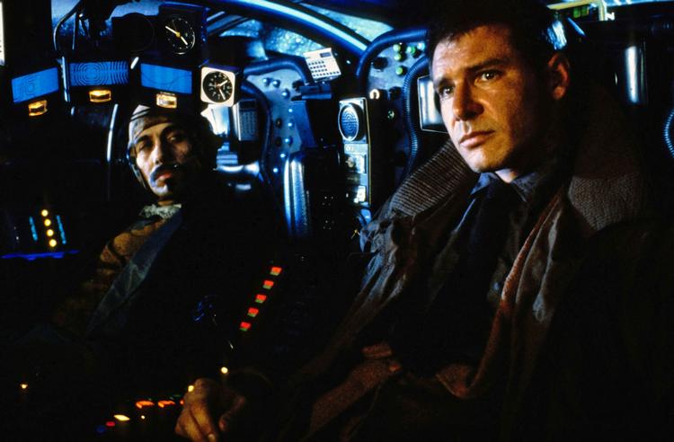 Alderdom. 33 år efter premieren på 'Blade Runner' geoptager Harrison Ford rollen som Rick Deckard. Her ses han i sin unge version. 
