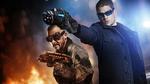 Brumbasse. Wentworth Miller (th.) taler som om, han parodierer voiceoveren til en filmtrailer. Foto: Warner Bros. 