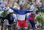 Disket. Nacer Bouhanni vandy i første omgang, men blev siden frataget sejren på etapen. 