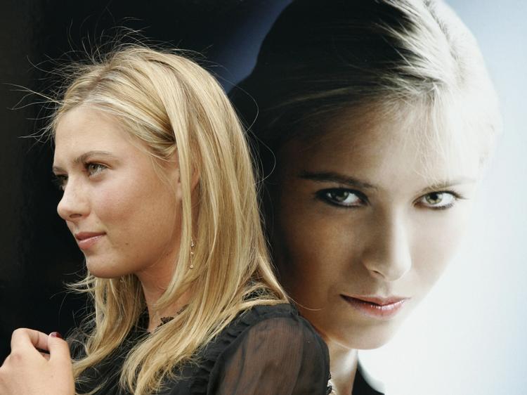 krise. Maria Sharapova har tjent stort på en række lukrative sponsorkontrakter, men efter dopingsagen er kommet frem, har de første firmaer allerede trukket støtten. 